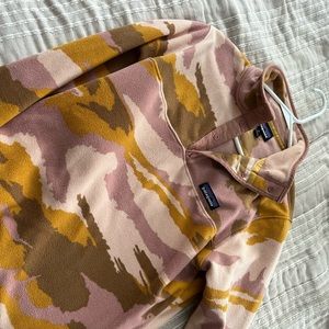 Patagonia pullover